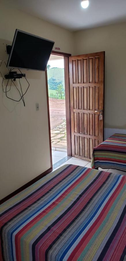 Pousada Pico Do Papagaio 阿尤鲁奥卡 外观 照片